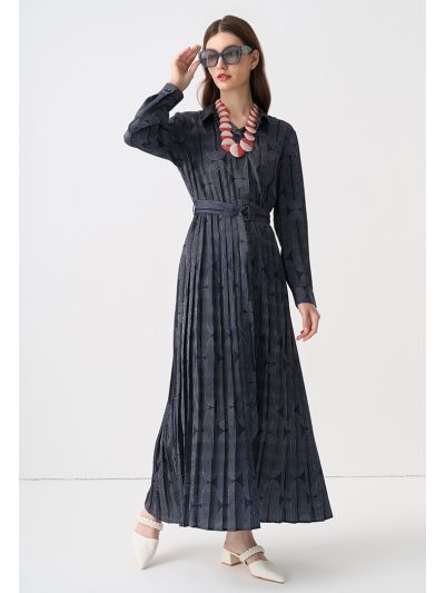 Contrast Printed Pleated Maxi Dress