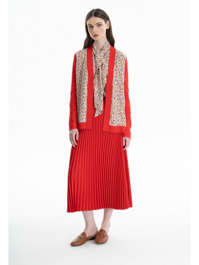 All Over Pleated Elasticated Waist Skirt