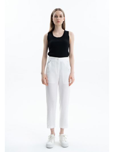 Solid Trouser With Buttoned Details