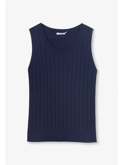 Solid Top with Scoop Neck
