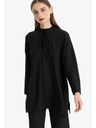 Wave Textured Knitted Solid Blouse