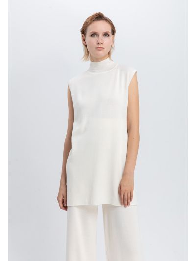 Knitted Sleeveless Blouse