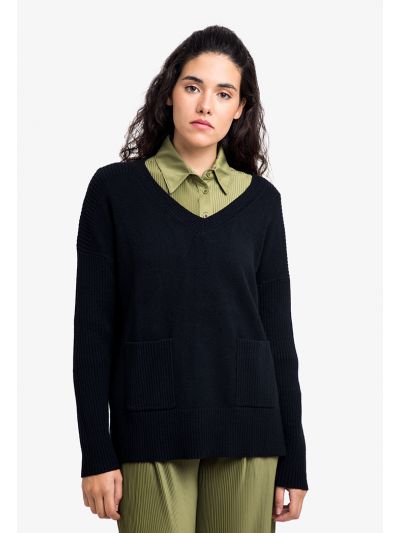 Patch Pocket Knitted Solid Blouse 