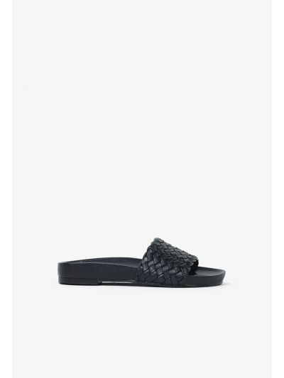 Basic Pu Leather Woven Flat Slides