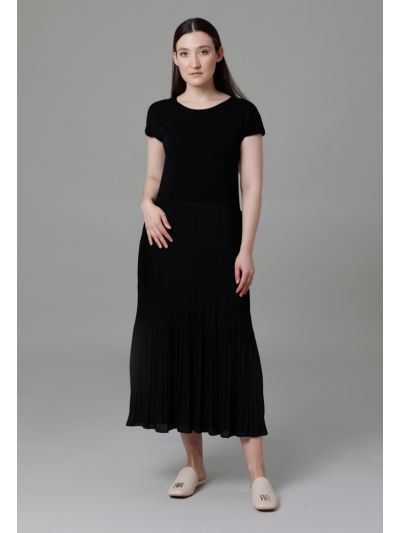 Pleated Hem Sleeveless A-Line Basic Dress