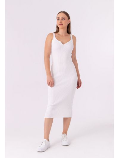 Soft Straight Fit Knitted Solid Dress