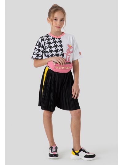 Side Stripe Pleated Shorts