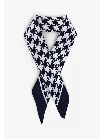 Houndstooth Patterned Scarf