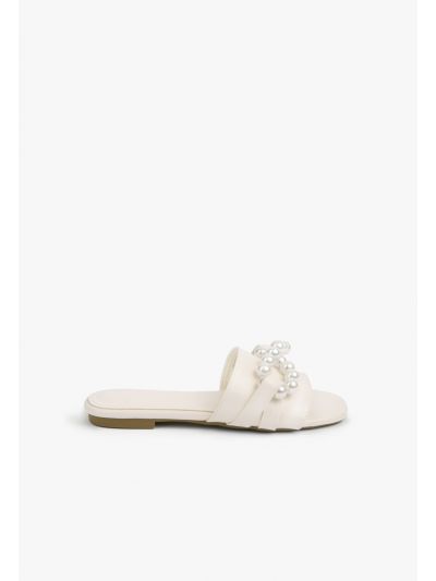Chunky Faux Pearls Embellished Flats