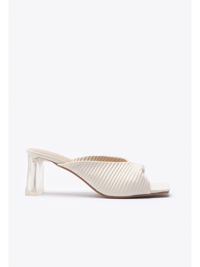Square Twisted Vamp Slip On Sandals