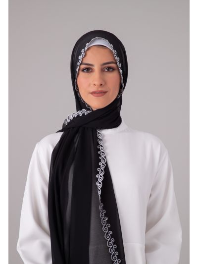 Solid Scallop Hem Hijab