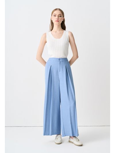 Pleated Wide Leg Solid Trouser