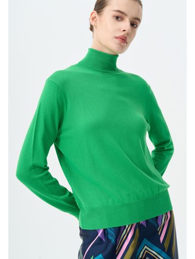 Single Tone High Neck Knitted Top