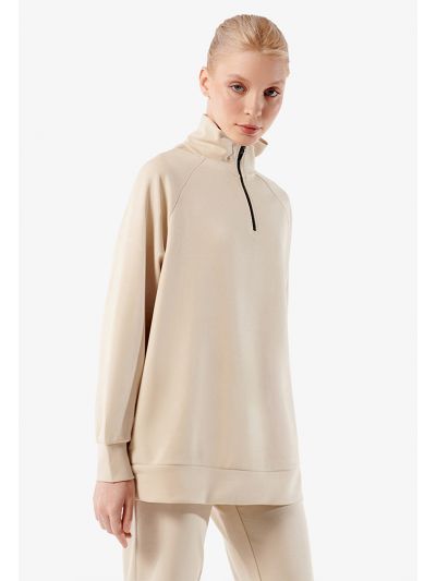 High Neck Knitted Solid Sweatshirt