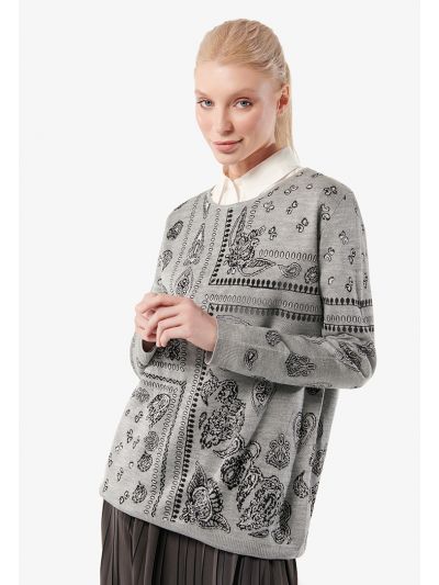 Contrast Motif Loose Knitwear -Sale