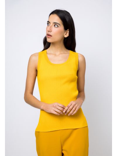 Basic Solid Ribbed Top