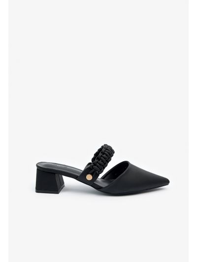 Solid Pointed Braded Strap Pumps