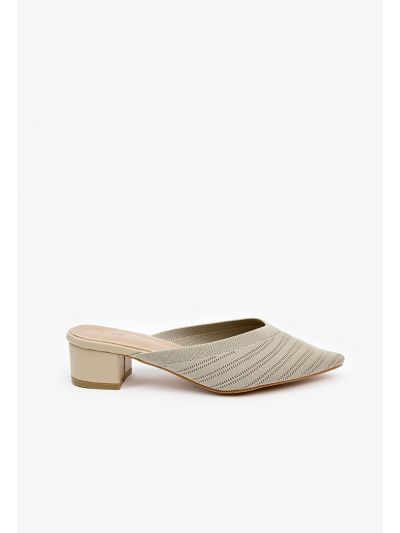 Solid Pointed Knitted Pumps
