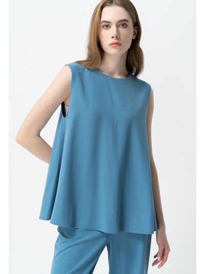 Solid Round Neck Sleeveless T-shirt