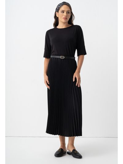 Solid Pleated Skirt