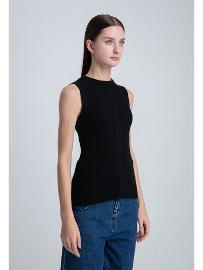 Basic Sleeveless Knitted Top