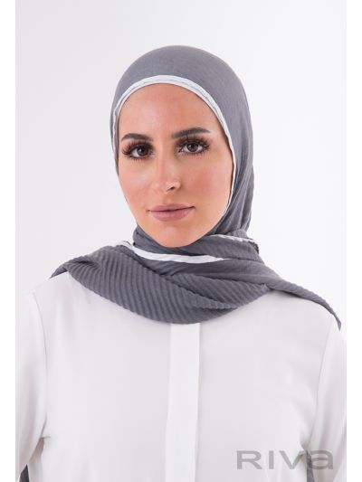 Wide Pleated Lining Hijab
