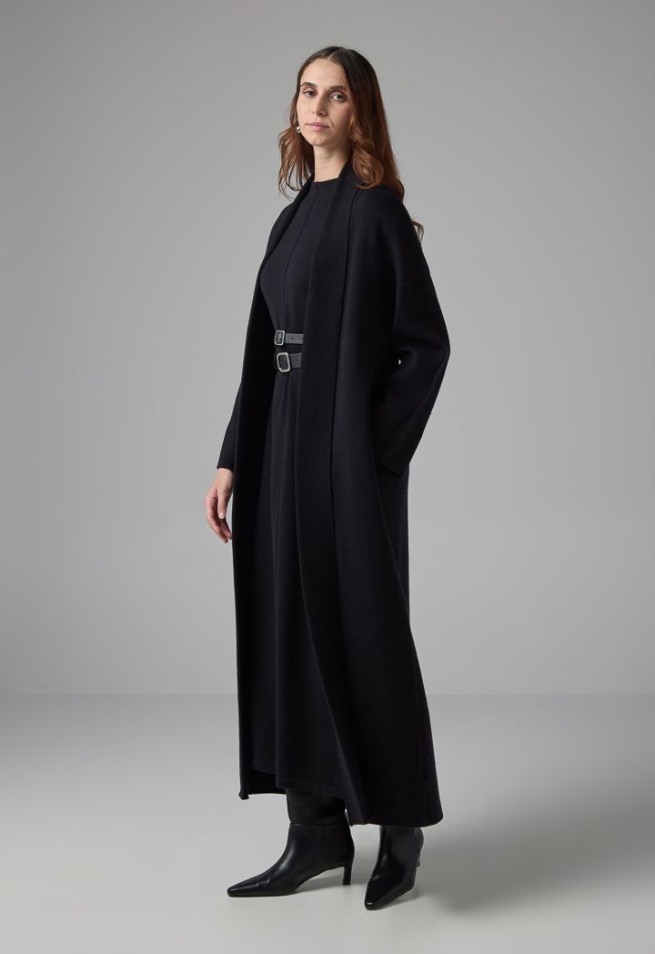 Knitted abaya discount