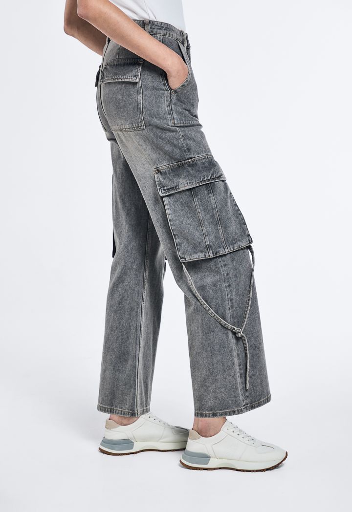 Multi Pocket Cargo Jeans