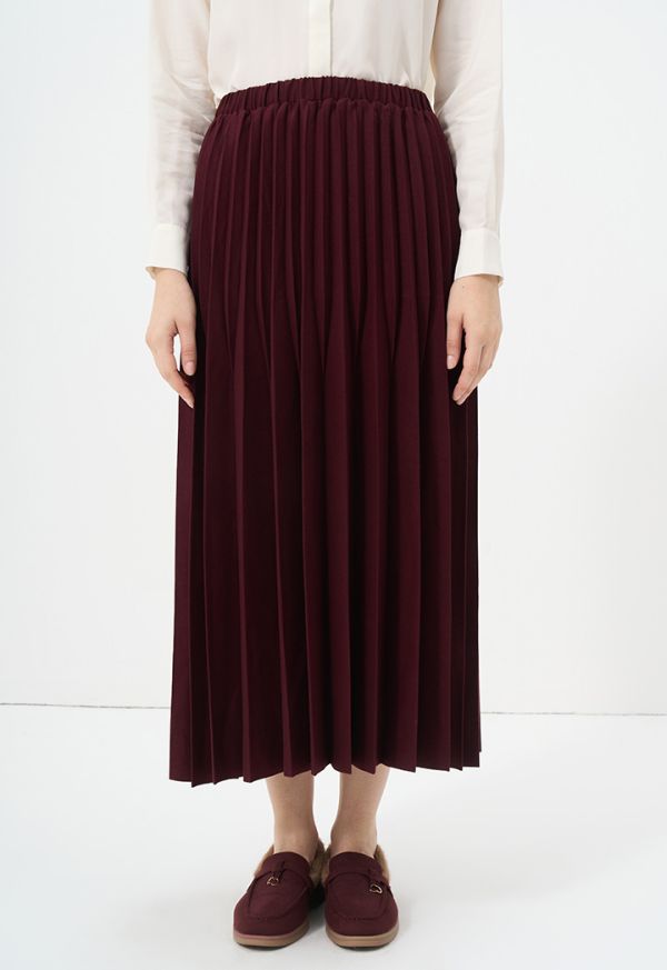 Burgundy pleated deals skirt h&m