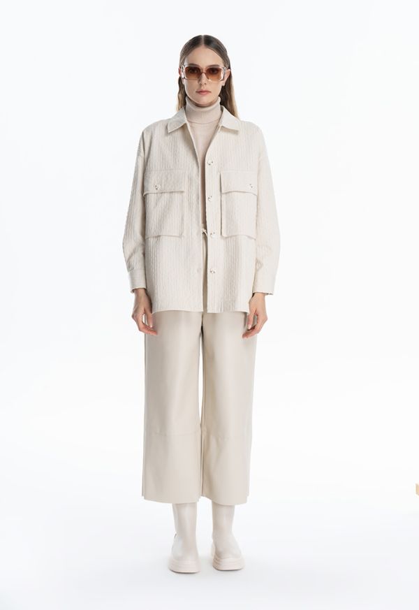 Jacket with big discount pocket in front
