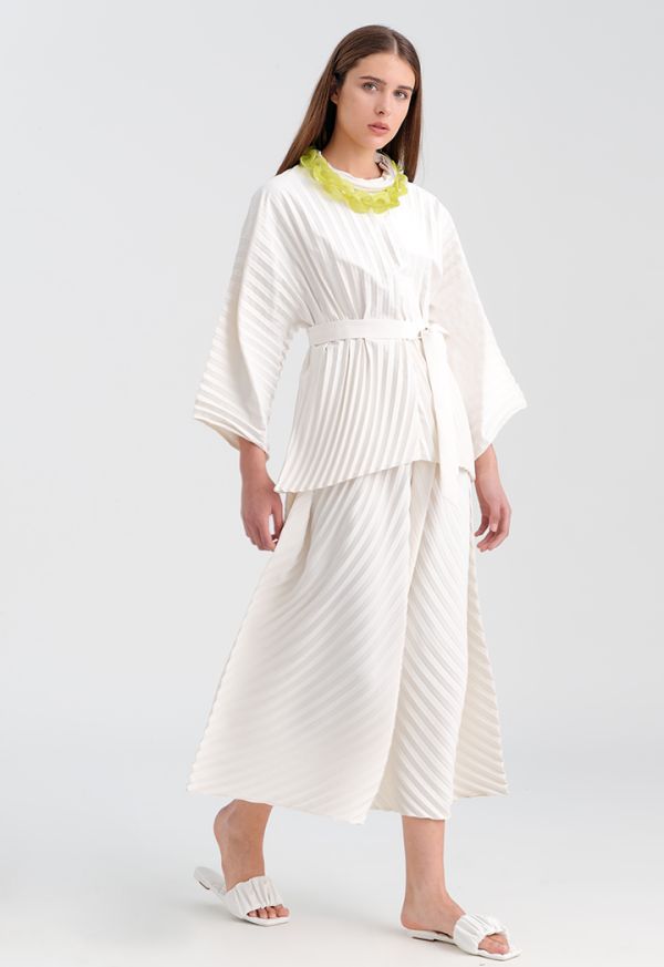 Accordion Pleat Solid Kimono Blouse -Sale