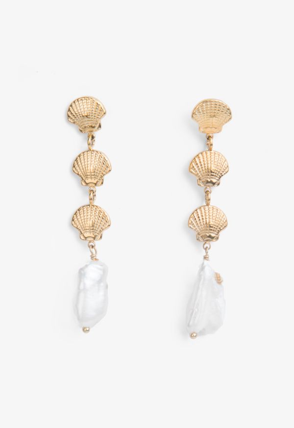 Seashell Faux Pearls Embellished Earrings