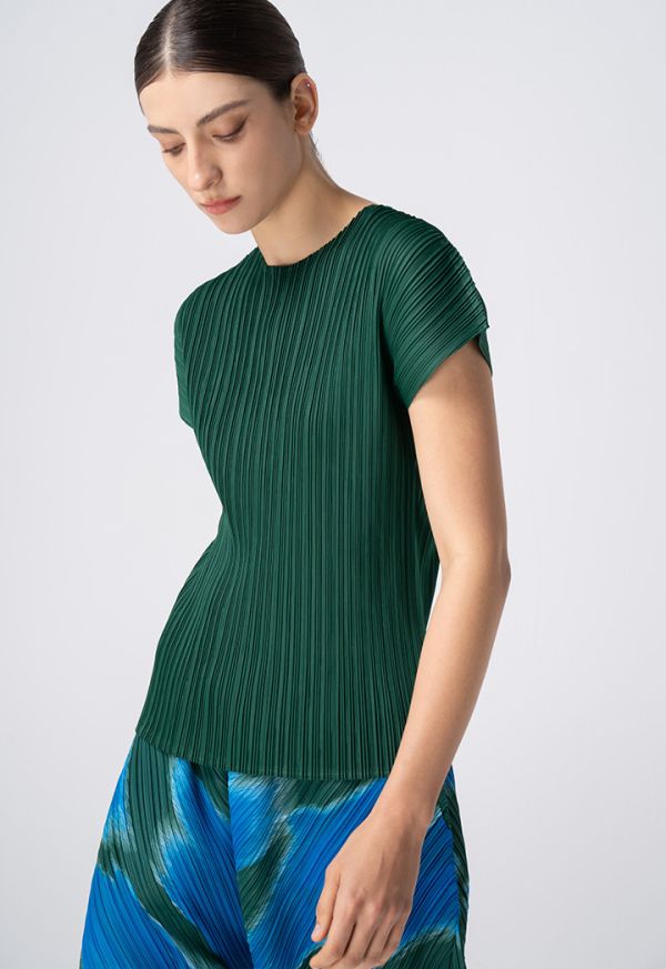 Solid Pleated Short Sleeves Top