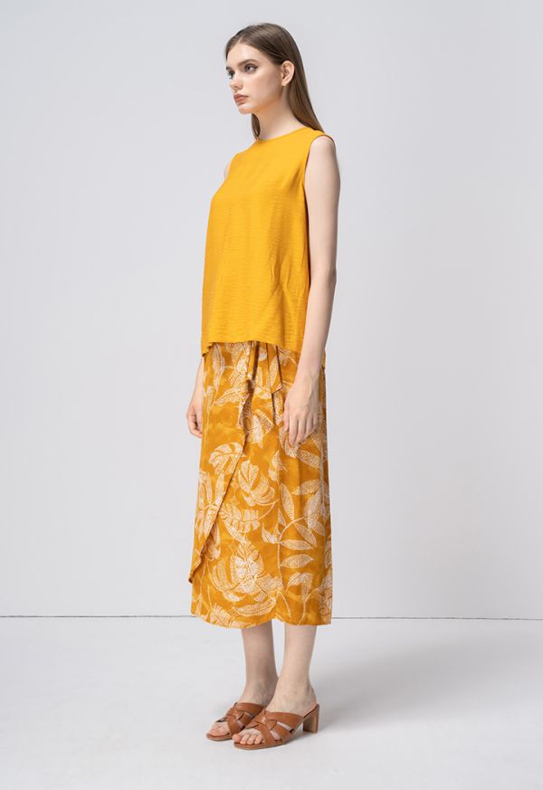 Wrap store maxi skirt