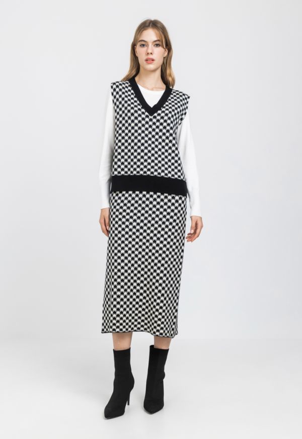Houndstooth Pattern Knitted A-Line Skirt