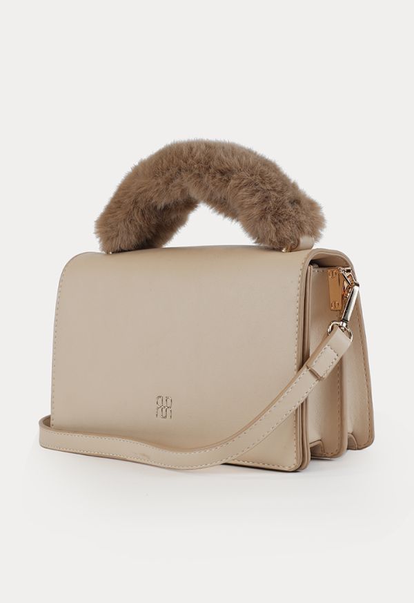 Faux fur handle bag 2025
