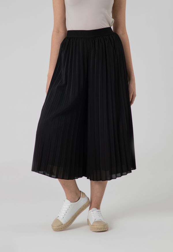 Solid Black Pleated Palazzo Trouser