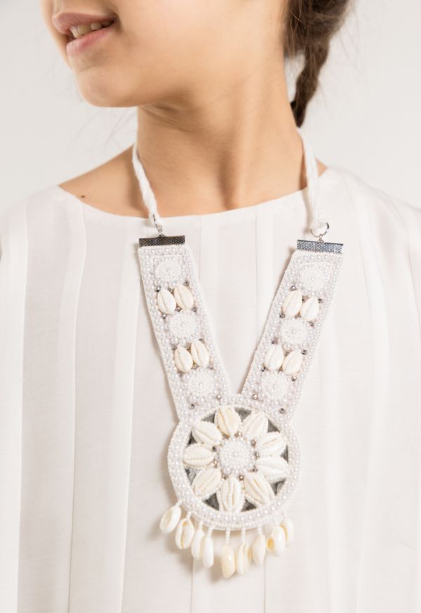 Seashells & Faux Pearls Embellished Necklace