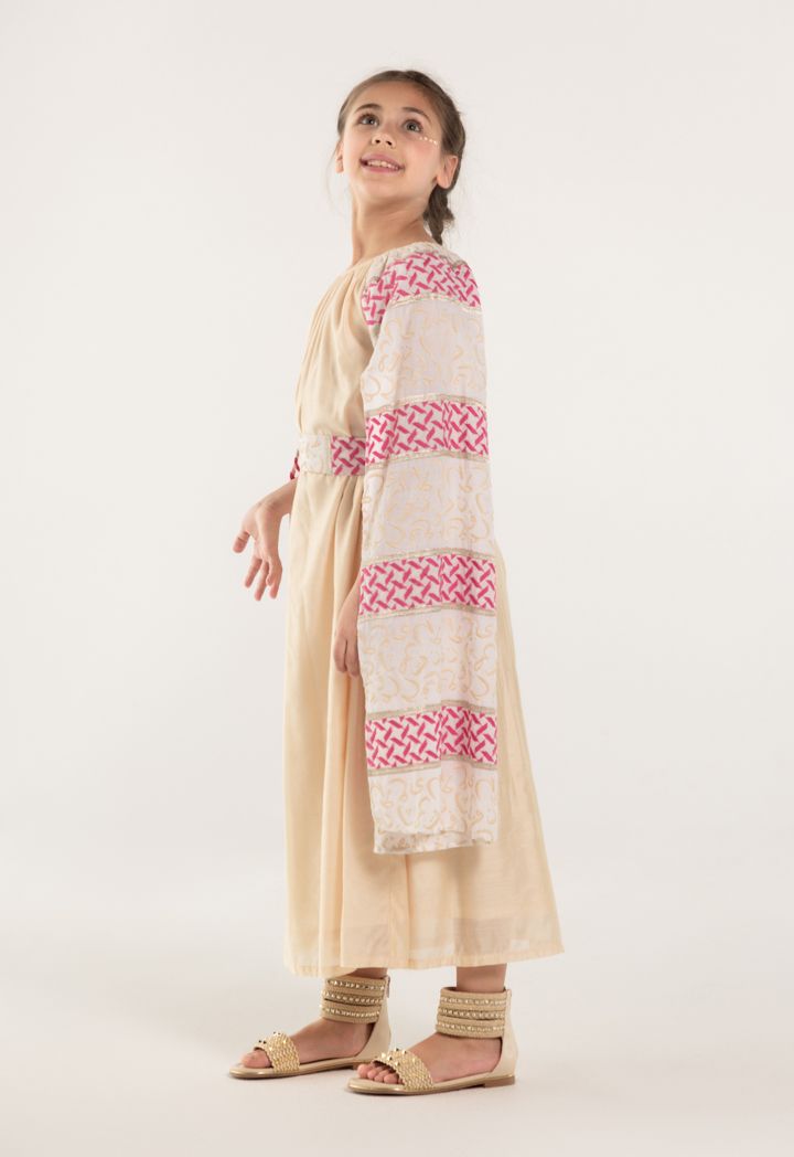 Embroidered Cape Sleeves Kaftan Dress