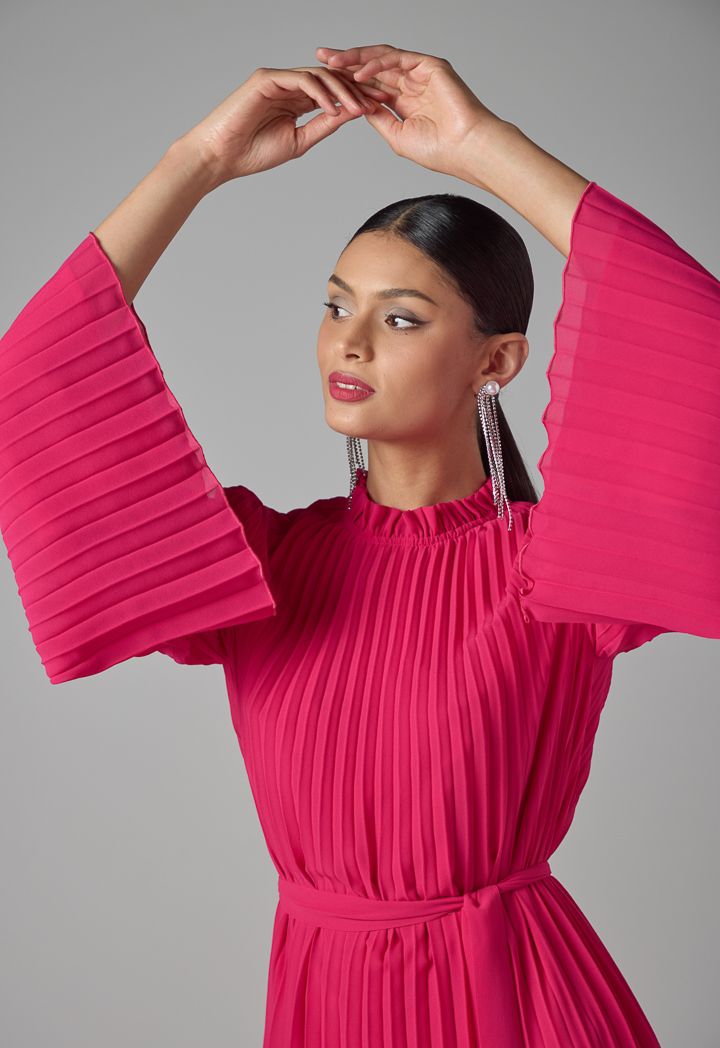 Long Sleeves Pleated Maxi Dress