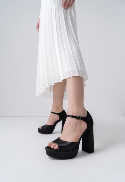 Iconic block heels sale
