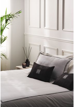 DOUBLE DUVET COVER WITH PIPING (220*220 CM)