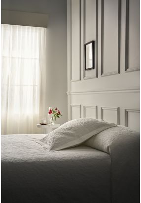 COTTON JACQUARD BEDSPREAD (300*260 CM)