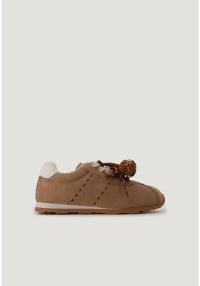 Contrast Lace Suede Sneakers