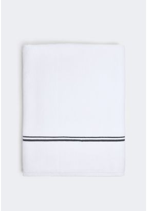 Bath Towel with Piping