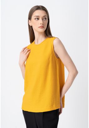 Sleeveless Solid Crinkled Blouse