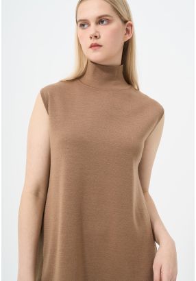Basic Sleeveless Knitted Top
