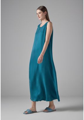 Solid Sleeveless Flared Dress