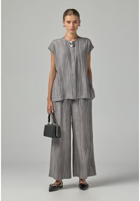 Crinkled Straight Cut Trousers 