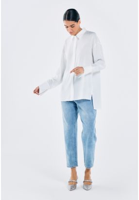 Crystal Embellished Mom Fit Jeans